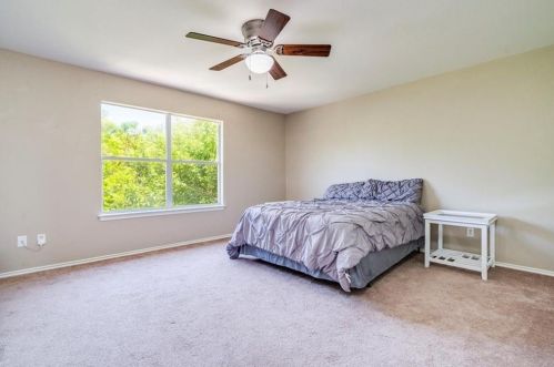 132 Trinity Dr, Uhland TX 78640-4330 exterior