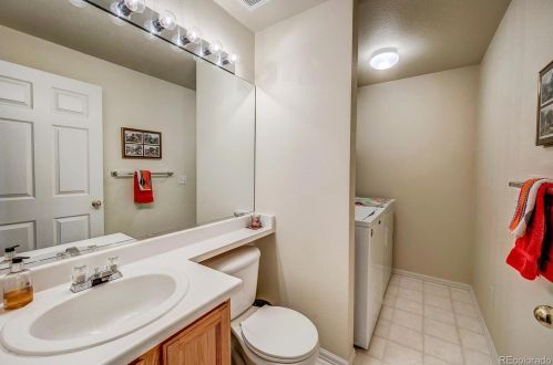 23502 Glenmoor Dr, Parker CO 80138-3111 exterior