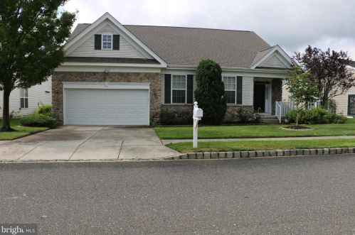 4 Josie Ln, Erial, NJ 08081-4948