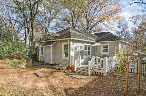 90 Stewart Ave, Marietta GA  30064-2267 exterior
