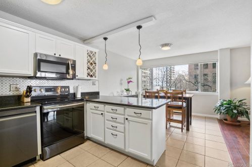 909 Logan St, Denver, CO 80203-3008