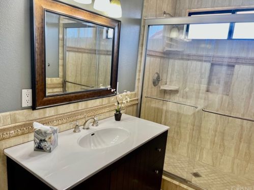 5325 Seneca Pl, Simi Valley CA 93063-2053 exterior