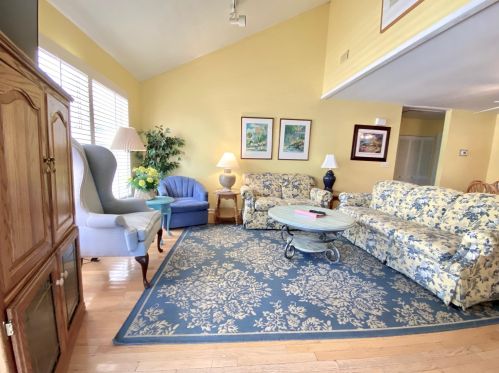 5 Ocean Park Ct, Isle Of Palms SC  29451-2244 exterior