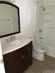 6122 Warner Ave, Huntington Beach CA  92647-5124 exterior