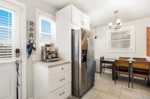 2800 Poplar St, Denver CO  80207-2945 exterior