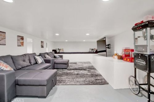29850 Goldspike Rd, Tehachapi, CA 93561-7236