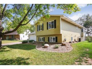 10537 Utah Rd, Minneapolis, MN 55438-2017