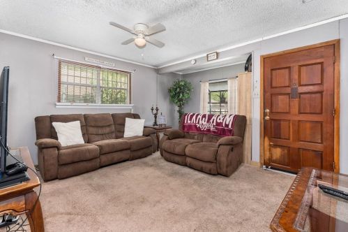 1223 18th St, Bryan, TX 77803-5629