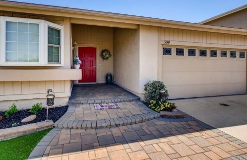 999 Goldfinch Way, San Marcos, CA 92078-1315