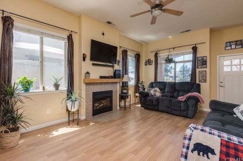 1455 Yosemite Dr, Chico, CA 95928-8444