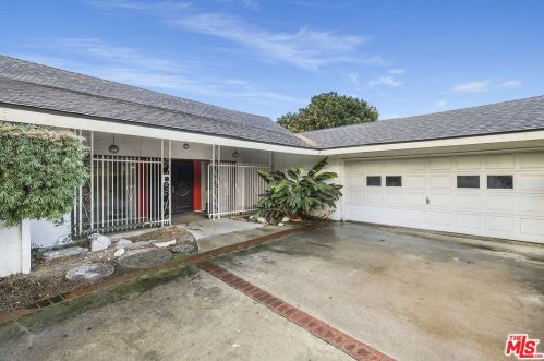 1216 Riv Ln, Santa Ana CA 92706-1425 exterior