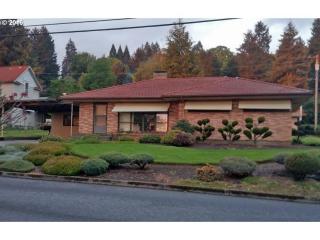 108 Pierce St, Estacada, OR 97023-9324