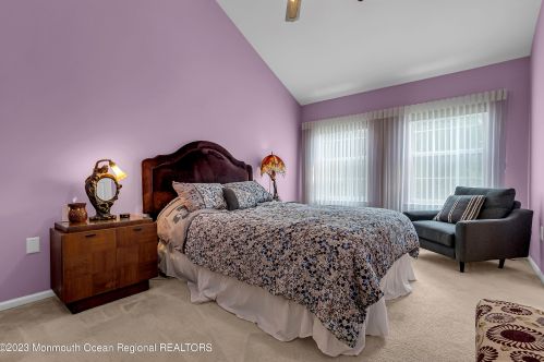 353 Daniele Dr, Tinton Falls NJ 07712-7943 exterior