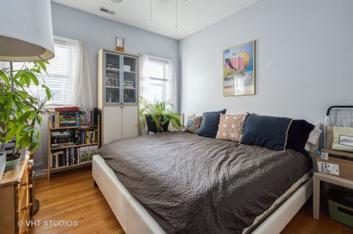4108 Kenmore Ave, Chicago, IL 60613-5440