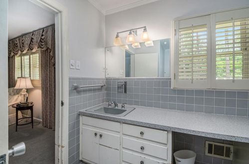 1386 Moores Mill Rd, Atlanta GA  30327-1432 exterior