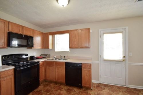 1628 Boxcar Pl, Conyers GA  30013-1590 exterior