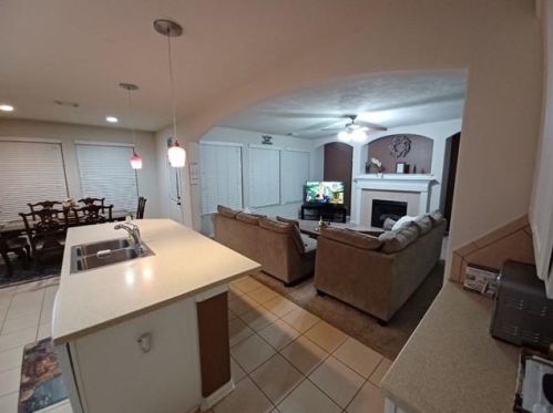 10 Valewood Pl, Conroe TX  77384-5083 exterior