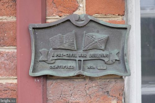 515 Carlisle St, Hanover PA 17331-2406 exterior