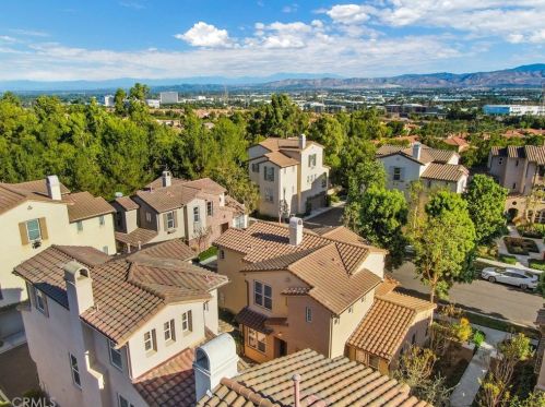 309 Tall Oak, Irvine CA  92603-0673 exterior