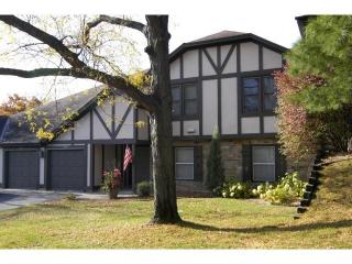 5264 Balmoral Ln, Minneapolis MN  55437-2867 exterior