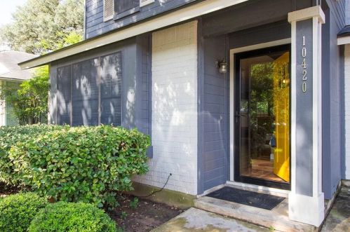 10420 Bilbrook Pl, Austin TX  78748-2311 exterior