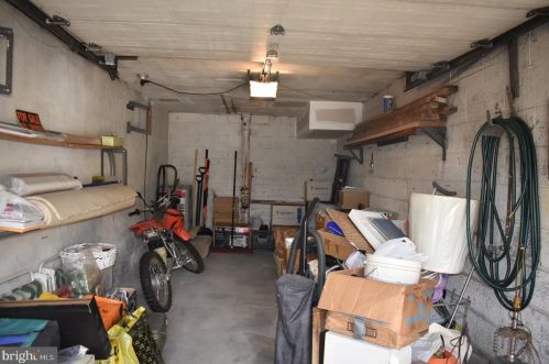 6024 10th St, Philadelphia PA 19147-1917 exterior