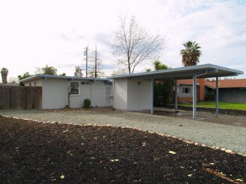 2100 Blue Gum Ave, Modesto, CA 95358-1008