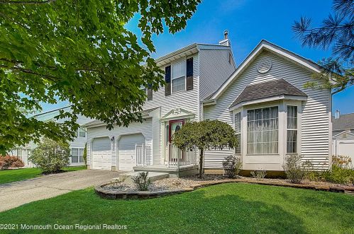 88 Augusta St, Tinton Falls, NJ 07712-7703