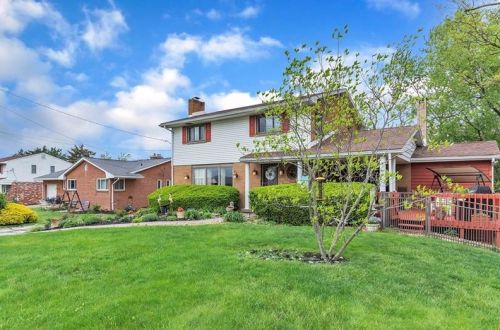 427 Beckman Dr, Mckeesport, PA 15132-7410