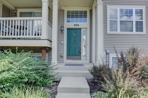 896 Emerald Dr, Pingree Grove IL  60140-9114 exterior