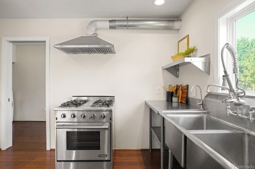 395 Cougar Dr, Boulder CO  80302-9521 exterior