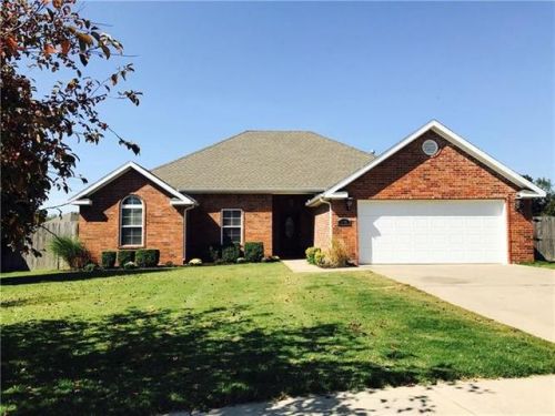 3960 Solitude St, Springdale, AR 72764-6023