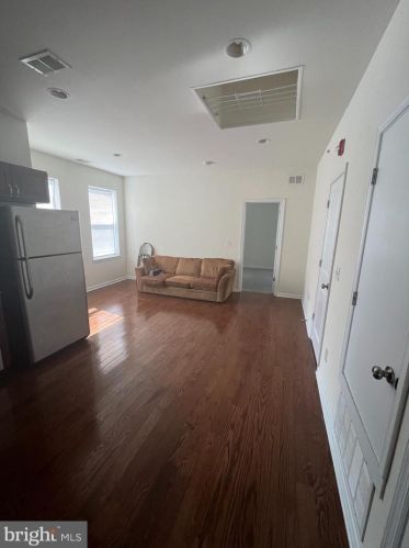 1811 Berks St, Philadelphia PA 19121-2053 exterior