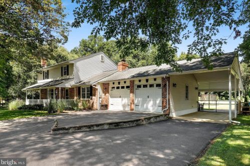 2398 Ginger Dr, Gambrills, MD 21054-1821
