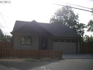 9615 Stanley Ave, Portland, OR 97222-4242