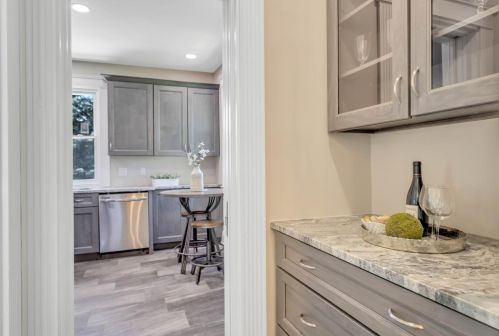 1912 Delaware Ave, Cincinnati OH  45212-3621 exterior