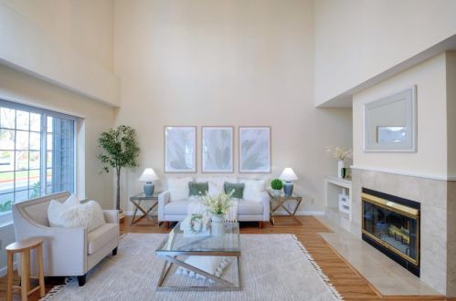 1700 Martin Jue St, San Jose, CA 95131-3139