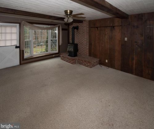 1776 Euclid Dr, Lancaster, PA 17601-5039