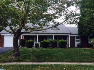 30 Enderly Ln, Willingboro, NJ 08046-2215