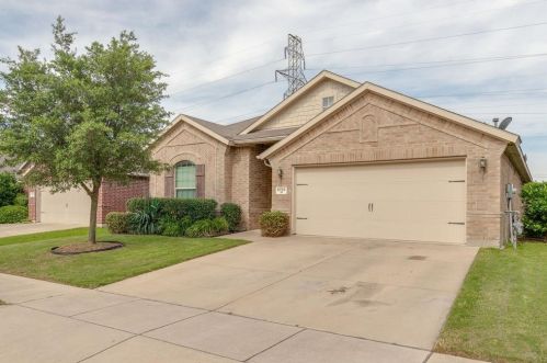 6733 Coolwater Trl, Fort Worth, TX 76179-4597
