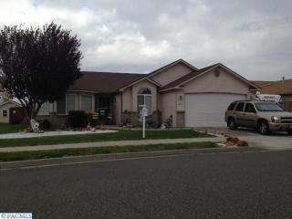 2219 Arthur Loop, Kennewick, WA 99338-1831