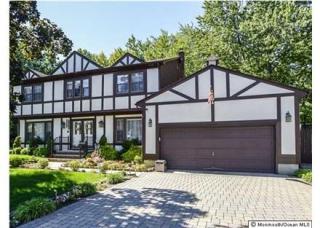 15 Tara Lin Dr, Hazlet, NJ 07730-2134