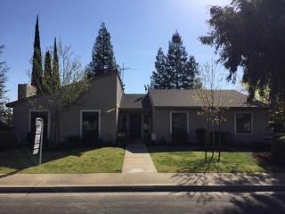 36 Lyon Ave, Tivy Valley, CA 93657-2018