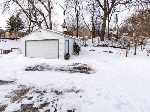 737 Desoto St, Saint Paul MN  55130-4215 exterior