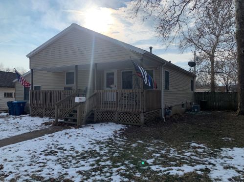 216 Bennett St, Swygert IL  61764-2502 exterior