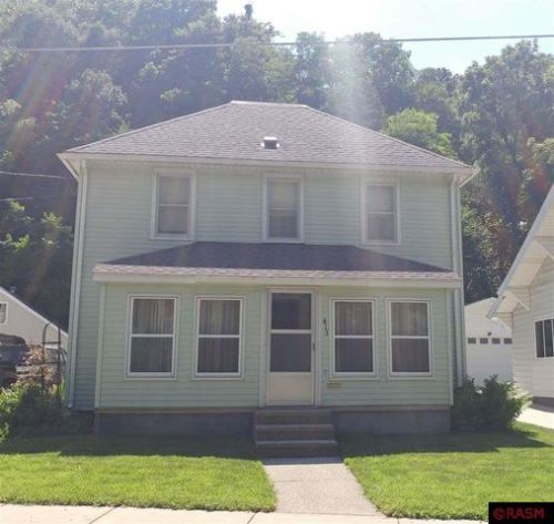 413 Glenwood Ave, Mankato, MN 56001-4518