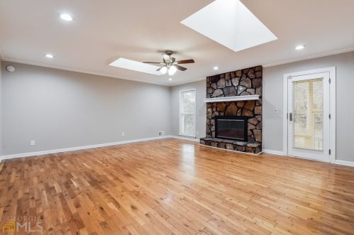 3729 Sugar Creek Ln, Conyers GA  30094-3816 exterior