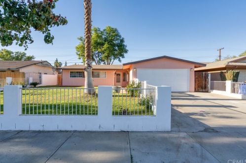 10015 Walnut Grove Ave, Riverside, CA 92503-5423
