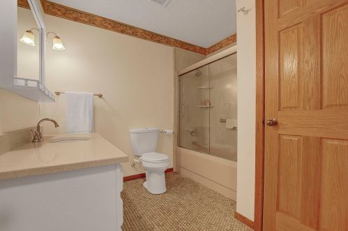 3765 Drexel, Saint Paul MN  55124-6832 exterior