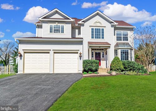 105 Haversack Ct, Leesburg, VA 20176-4969